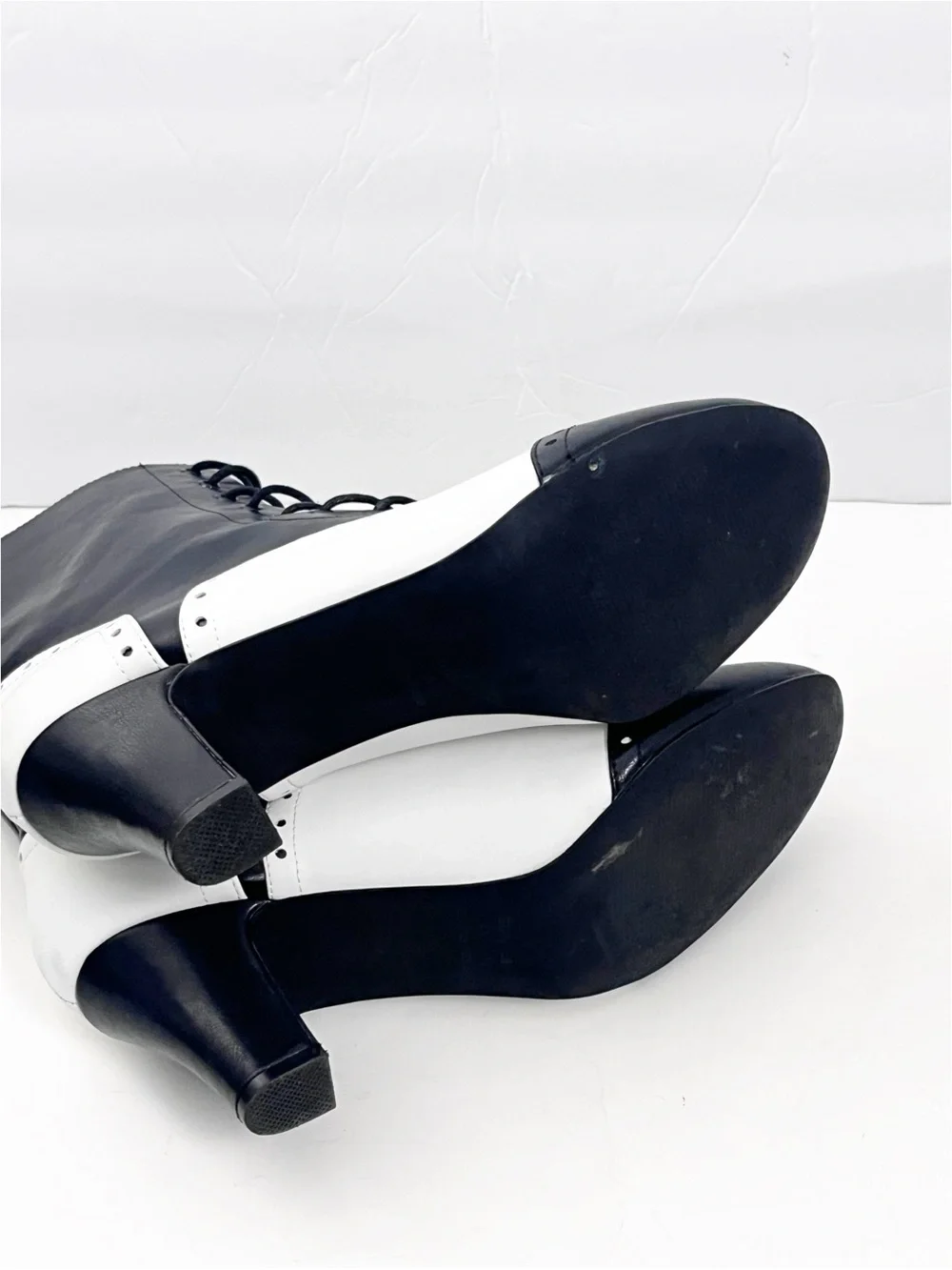 UNIQUE VINTAGE Black White Almond Toe Lace Up Booties Size 10 Victorian Preppy